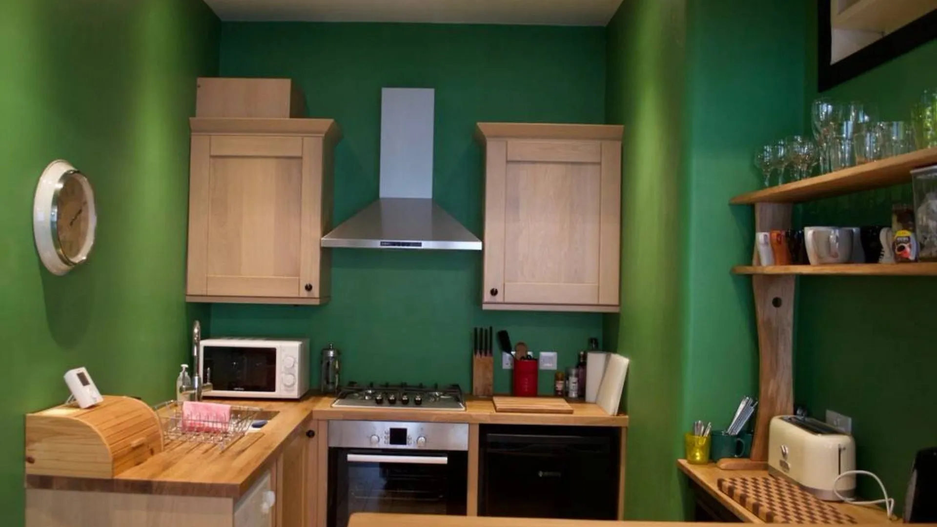 1 Bedroom Stockbridge Apartment EDI